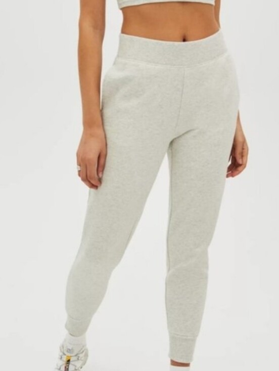 TNA Pants - Aritzia TNA Cozy Fleece Perfect Pocket Sweatpants Size Small